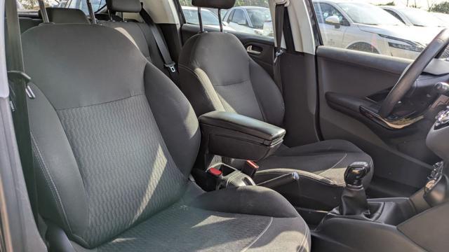 PEUGEOT 208 1.2cc 83cv