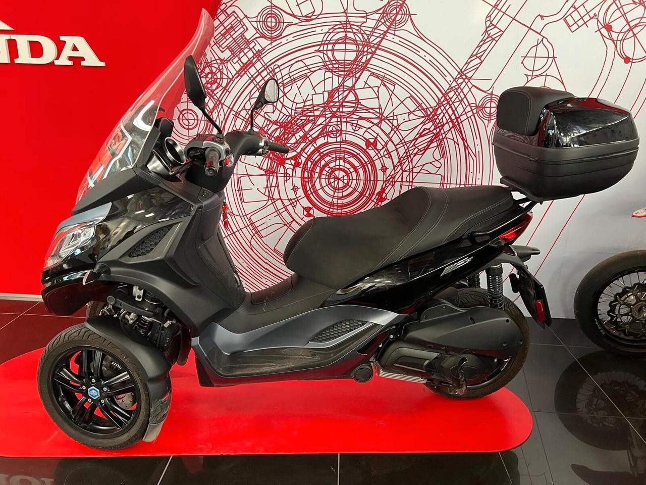 Piaggio MP3 300 ABS Hpe 2023