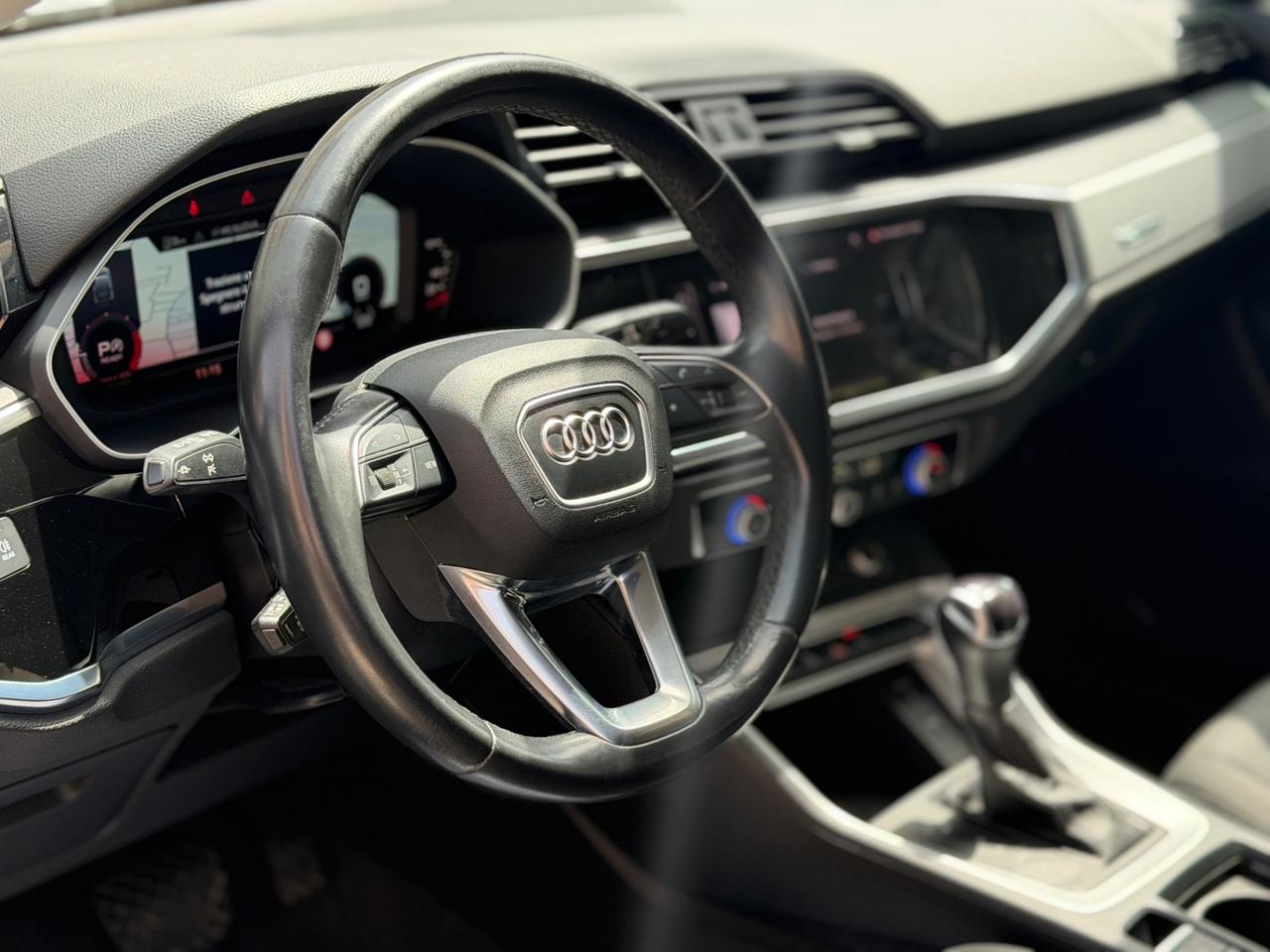 Audi Q3 35 TDI S tronic Business Advanced