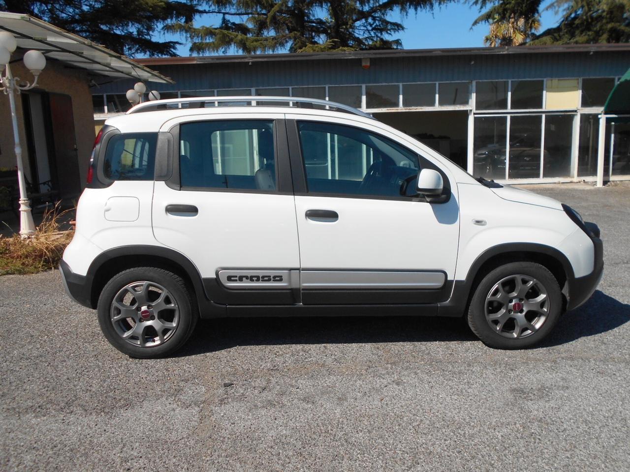 Fiat Panda 1.0 FireFly S&S Hybrid City Cross