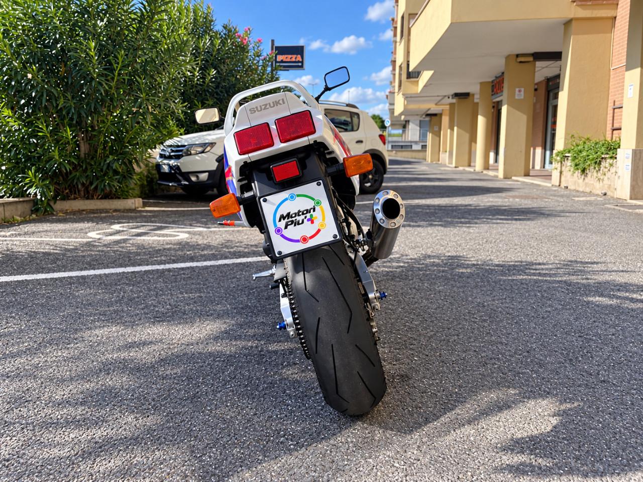 Suzuki GSX-R 1100 R