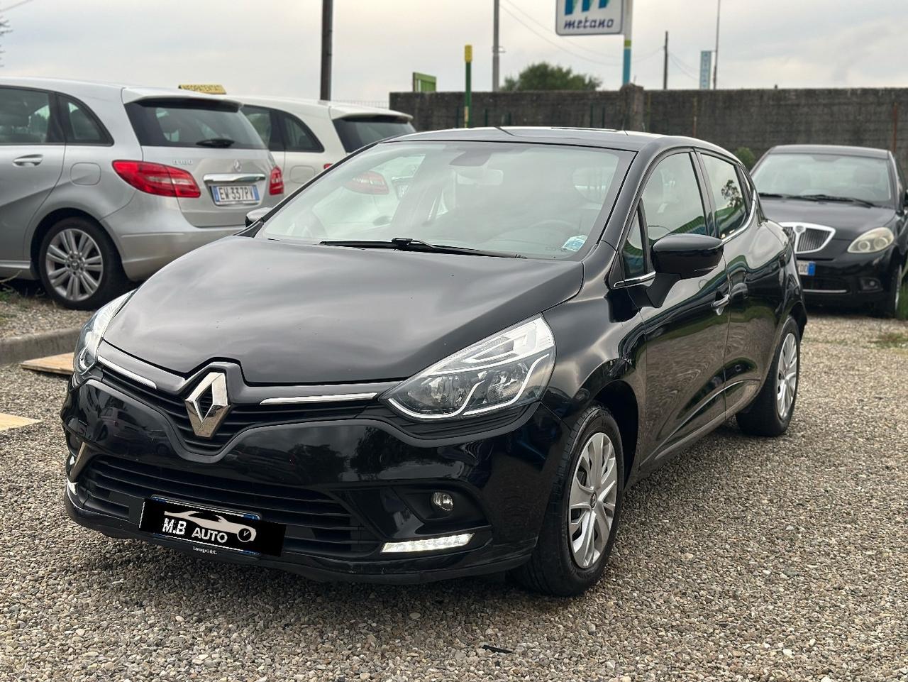 Renault Clio GPL (127.000KM) OK NEOPATENTATI