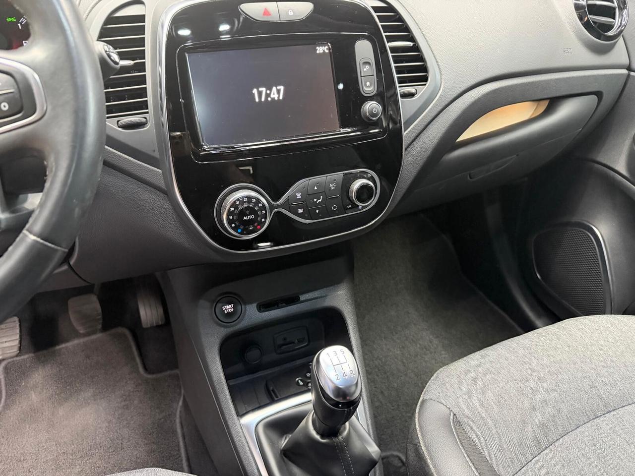 Renault Captur dCi 8V 90 CV EDC Sport Edition