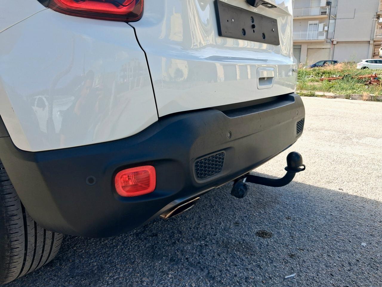 JEEP RENEGADE LIMITED CON FARI LED 2020