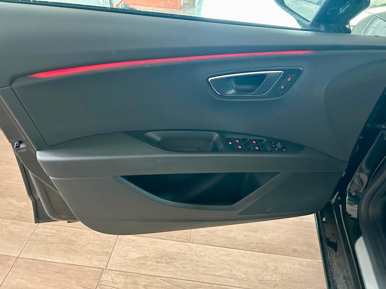 Seat Leon 1.5 TGI DSG 5p. FR