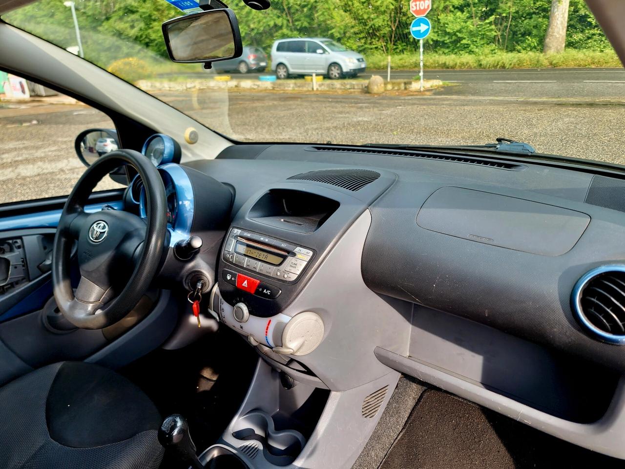 Toyota Aygo 1.0 12V VVT-i 3 porte 2009-E4 Manuale NEO