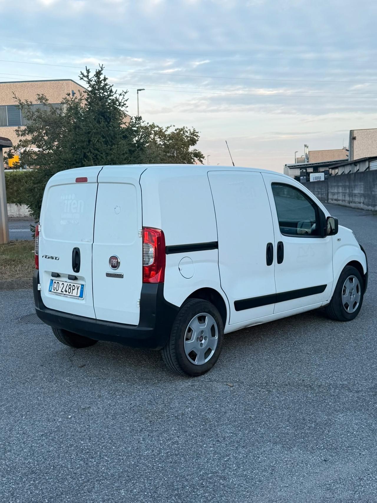 Fiat Fiorino 1.3 MJT 95CV Cargo Adventure