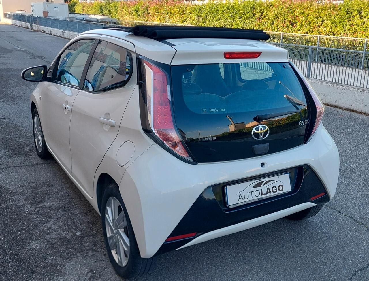 Toyota Aygo 1.0 VVT-i 69 CV Cabrio .NEOPATENTATI..