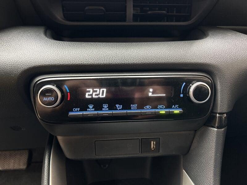 Toyota Yaris 1.5 hybrid Active