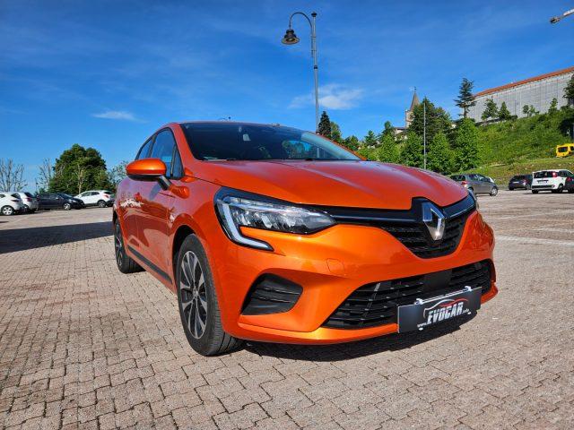 RENAULT Clio unicoproprietario POCHI KM