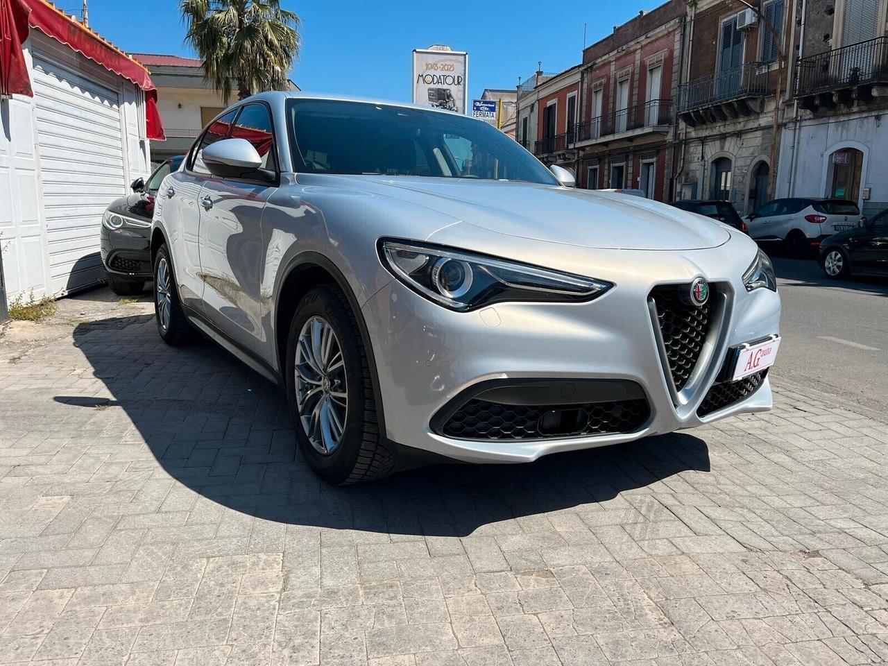 Alfa Romeo Stelvio 2.2 Turbodiesel 160 CV AT8 RWD Business