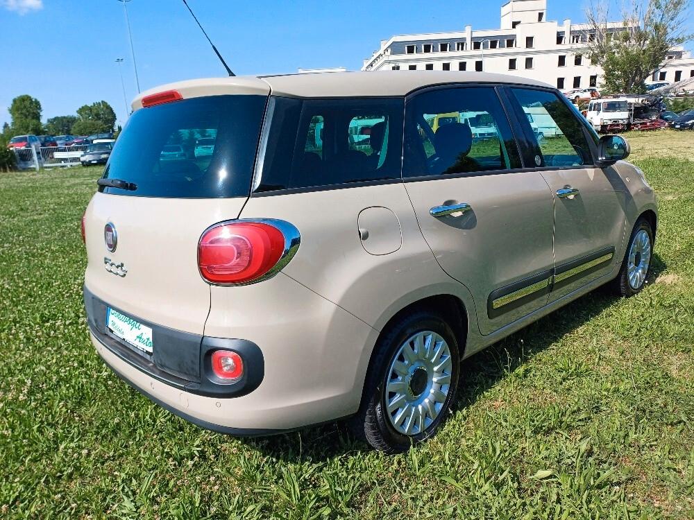 Fiat 500L Living 1.6 Mjt 120 CV Pop Star 7 Posti