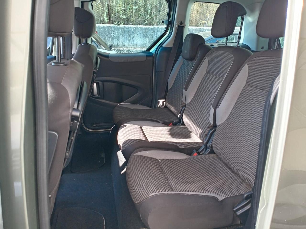 Peugeot Partner Tepee 1.6 HDi 115CV Outdoor