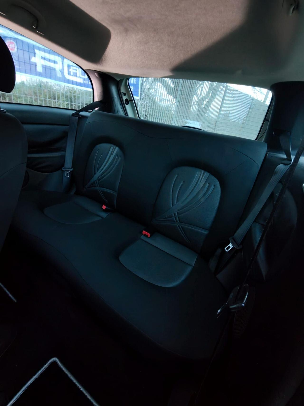 Lancia Ypsilon 1.2 69 CV Elle