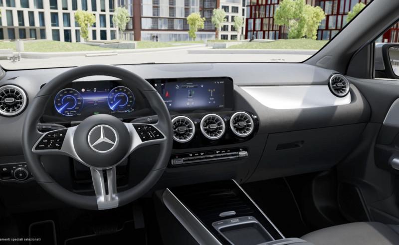 Mercedes-Benz EQA 250+ AMG Line Advanced