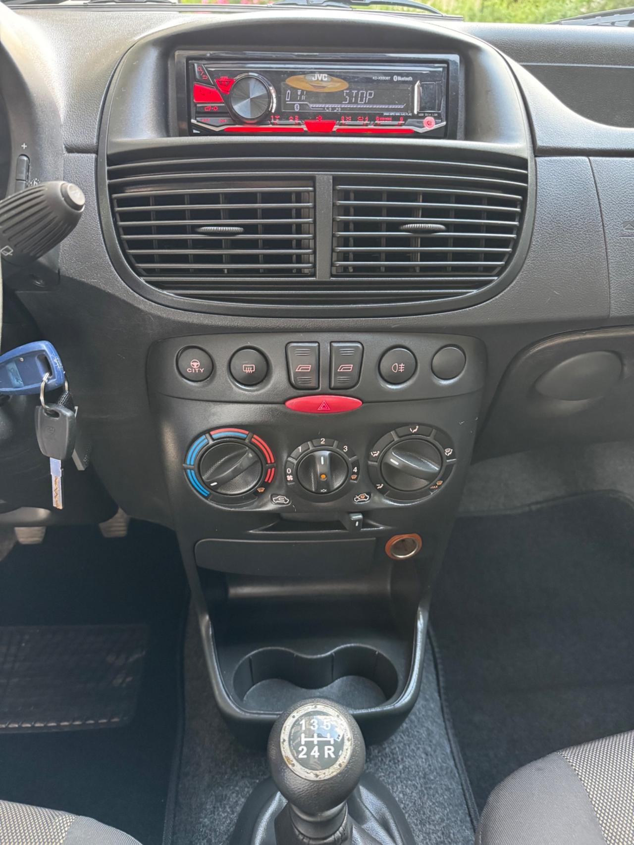 Fiat Punto 1.2 benzina 60cv