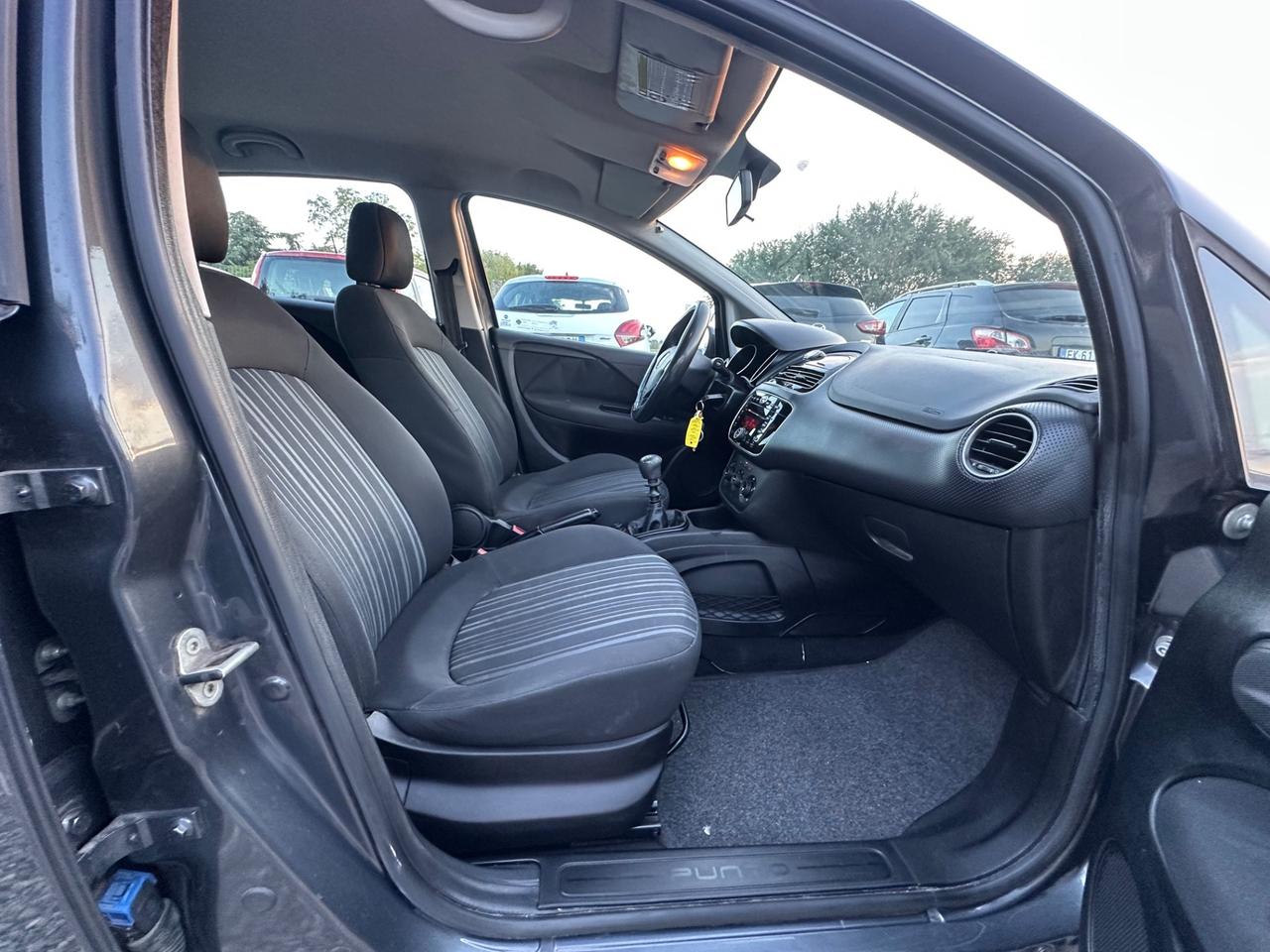Fiat Punto Evo 1.2 (124.000KM) OK NEOPATENTATI