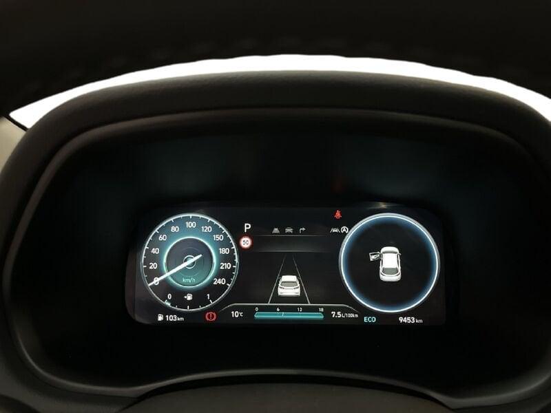 Hyundai i30 2024 5p 1.0 t-gdi 48V Business 100cv dct