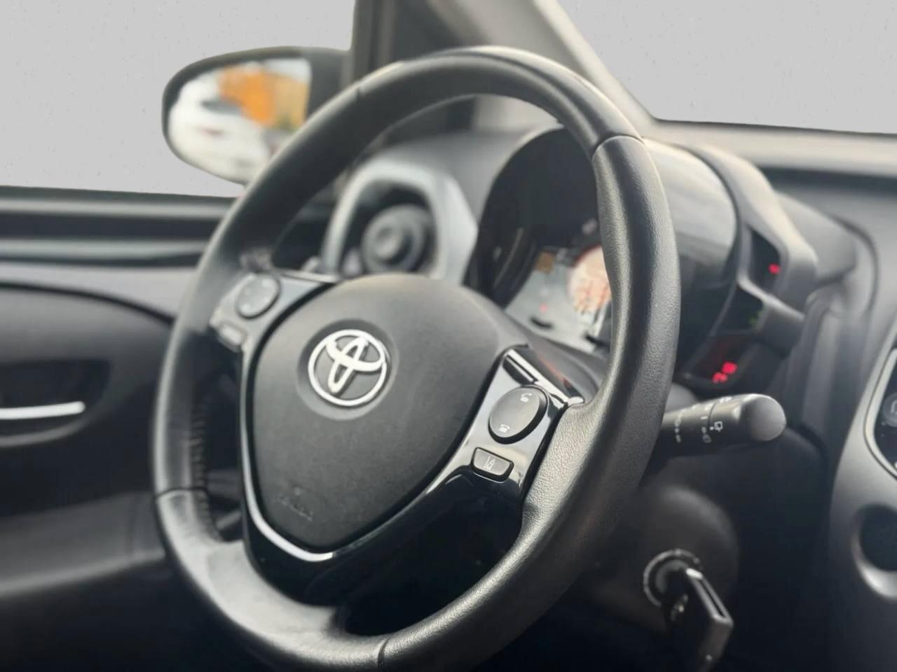 Toyota Aygo 1.0 VVT-i 72 CV 5 porte x-wave 11/2019