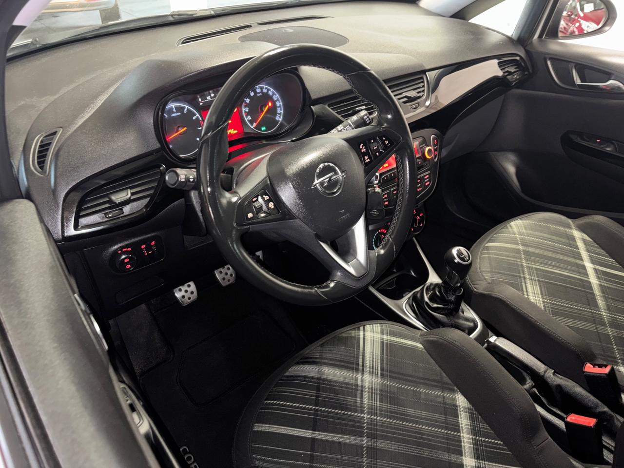 Opel Corsa 1.2 BENZINA bi-color | OK NEOPATENTATI |