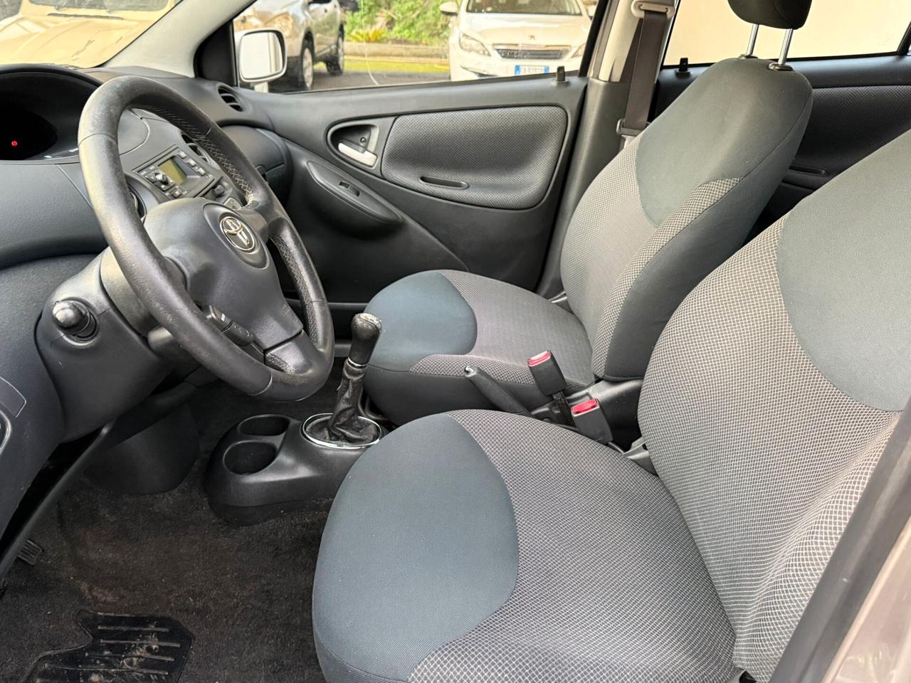 Toyota Yaris 1.4 tdi D-4D cat 5 porte Sol