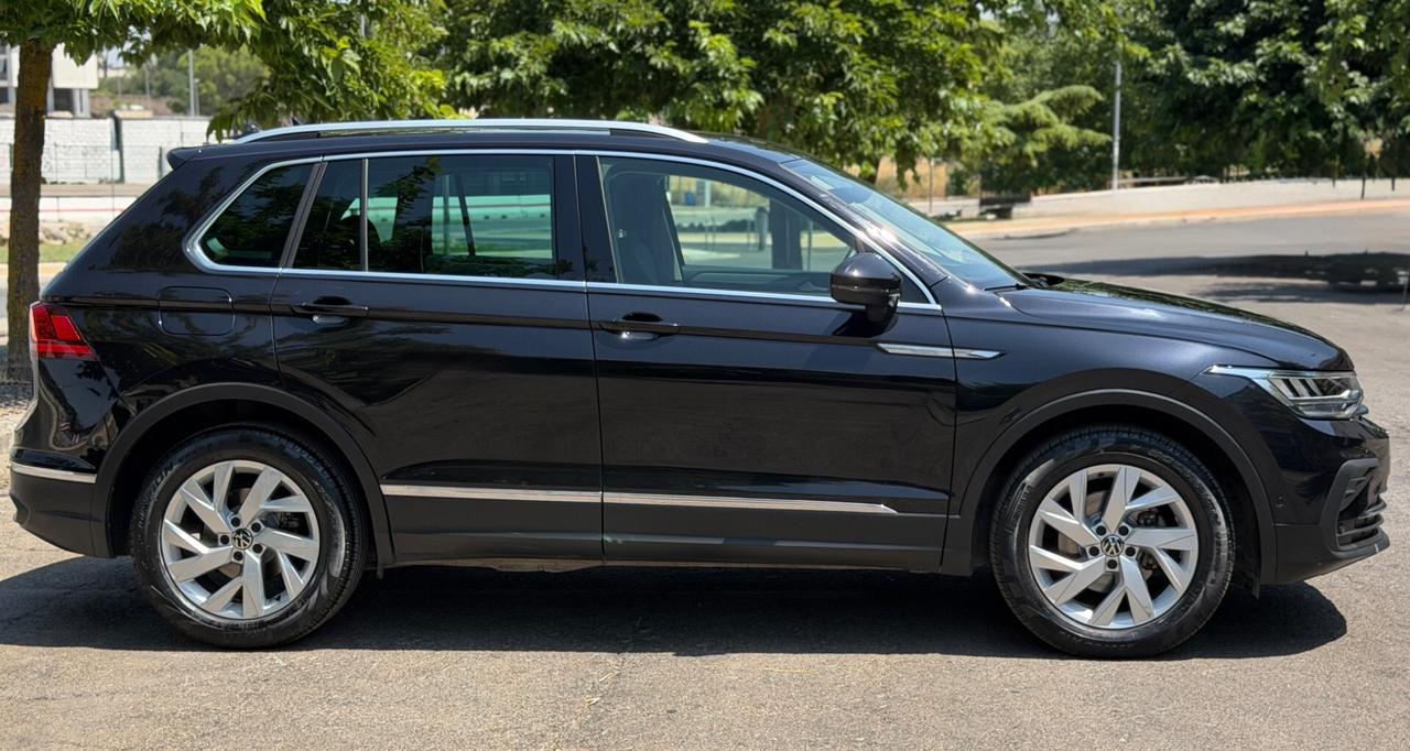 Volkswagen Tiguan 2.0 Tdi 122CV Life FARI LED