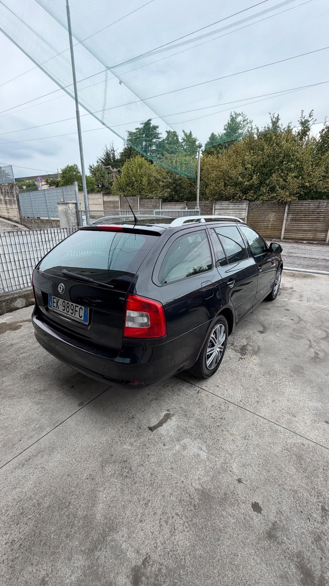 Skoda Octavia 1.6 TDI CR F.AP. Elegance
