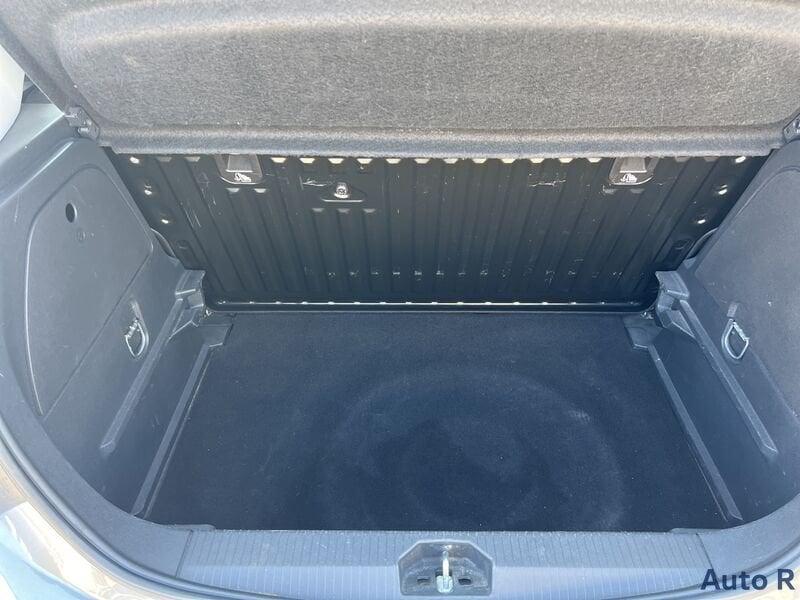 Opel Corsa 1.4 5 porte Cosmo