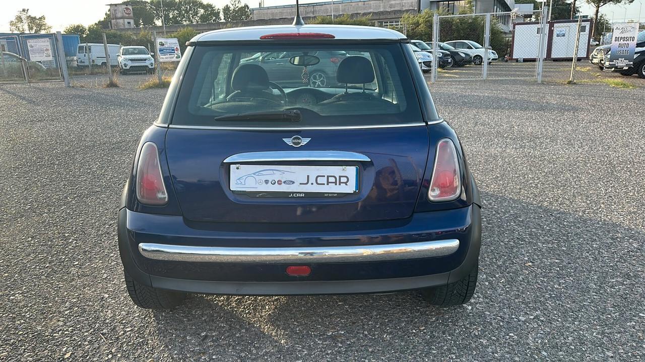 Mini s serie 1.4 tdi(motore toyota)one d de luxe