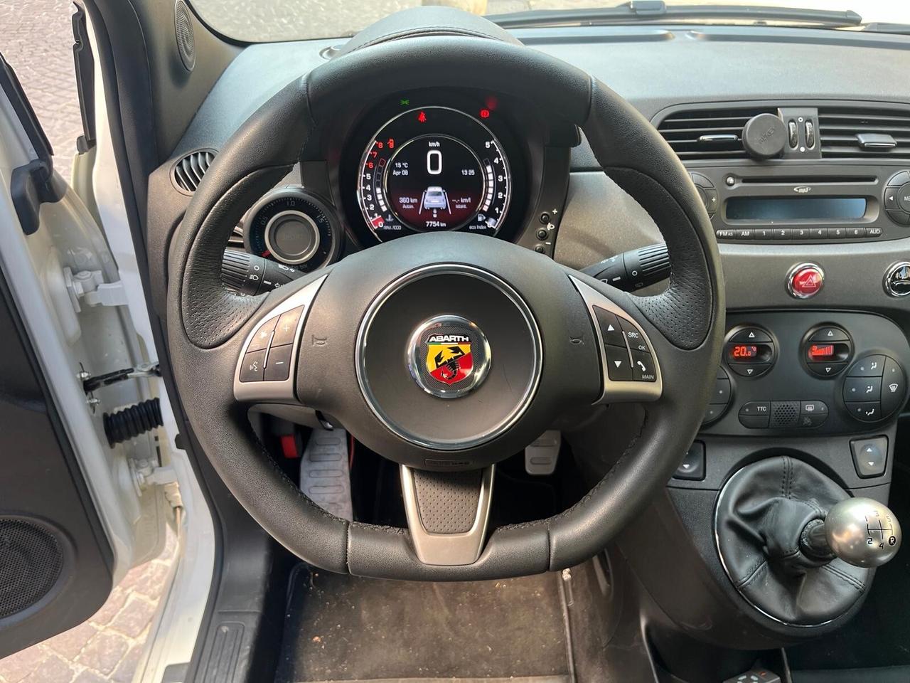 Abarth 595 1.4 Turbo T-Jet 180 CV Competizione