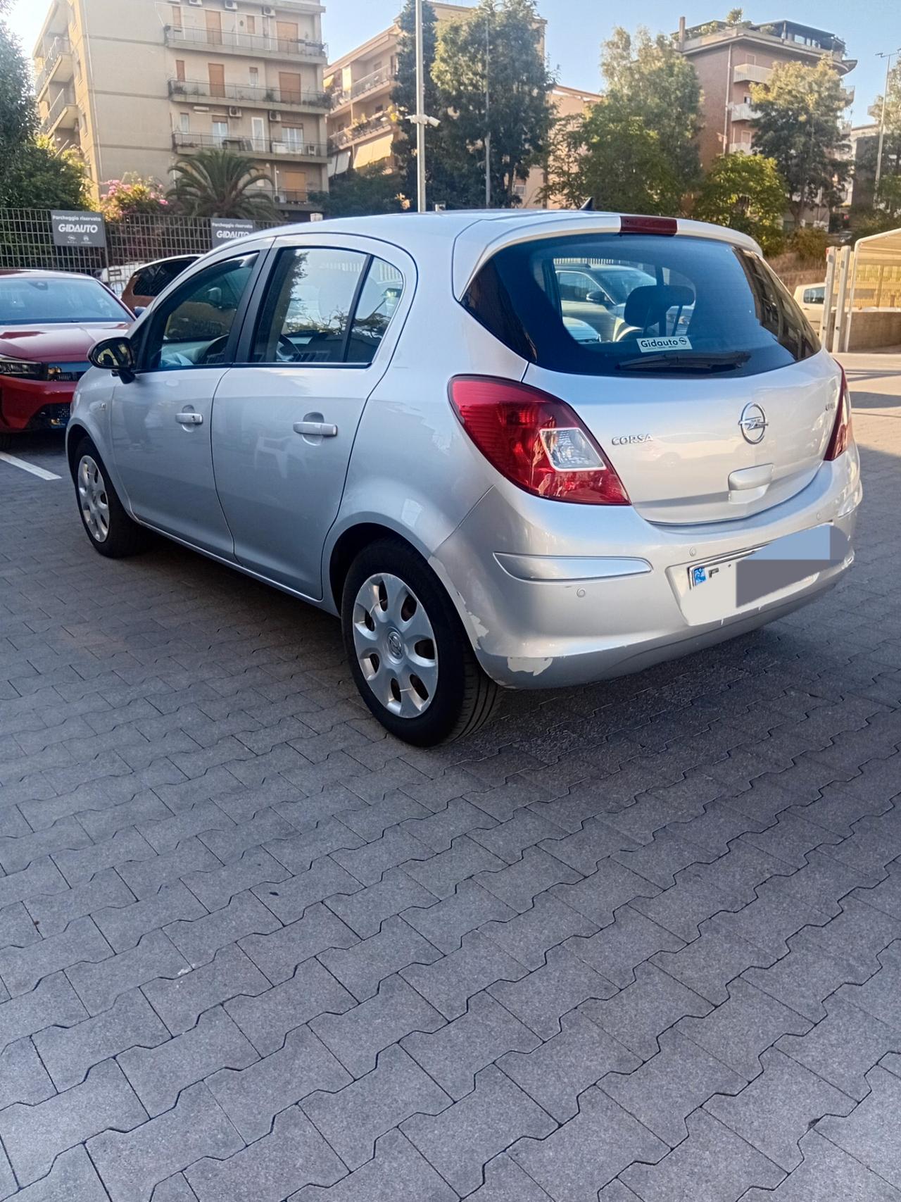 Opel Corsa 1.3 CDTI 75CV Multijet MANEGGEVOLE