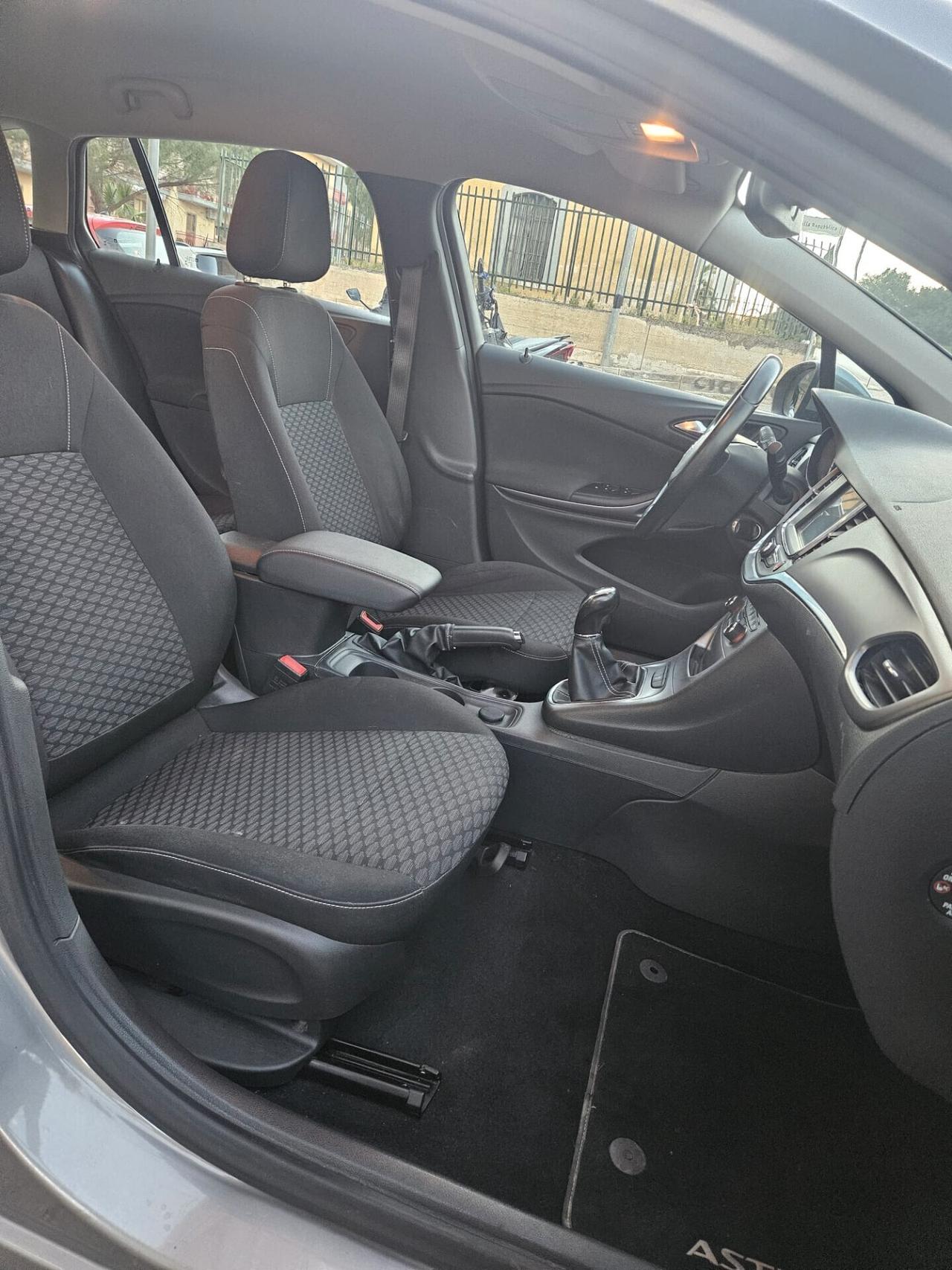 Opel Astra Sports Tourer 1.6 cdti