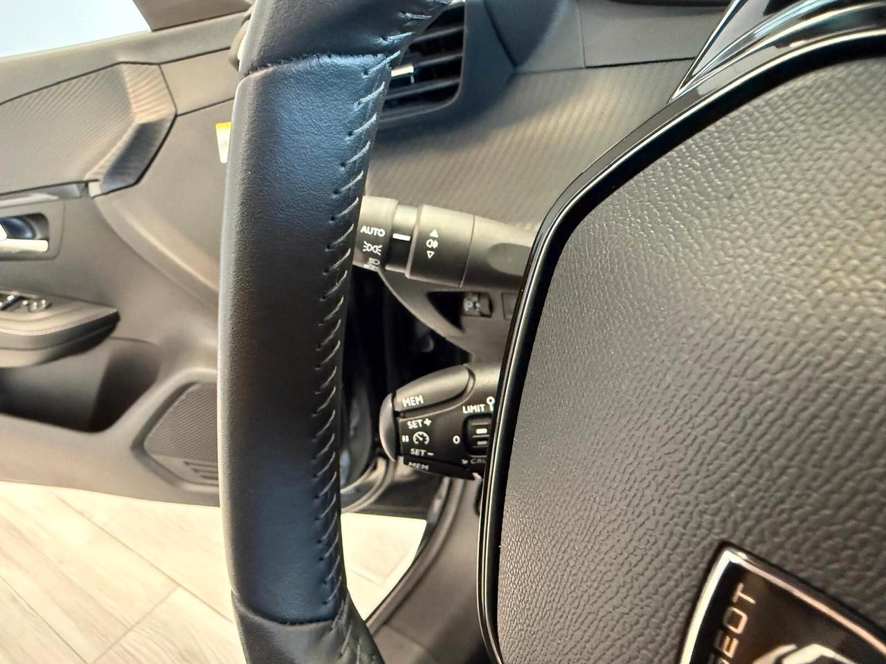 Peugeot 208 Allure 100 Stop&Start 5 porte