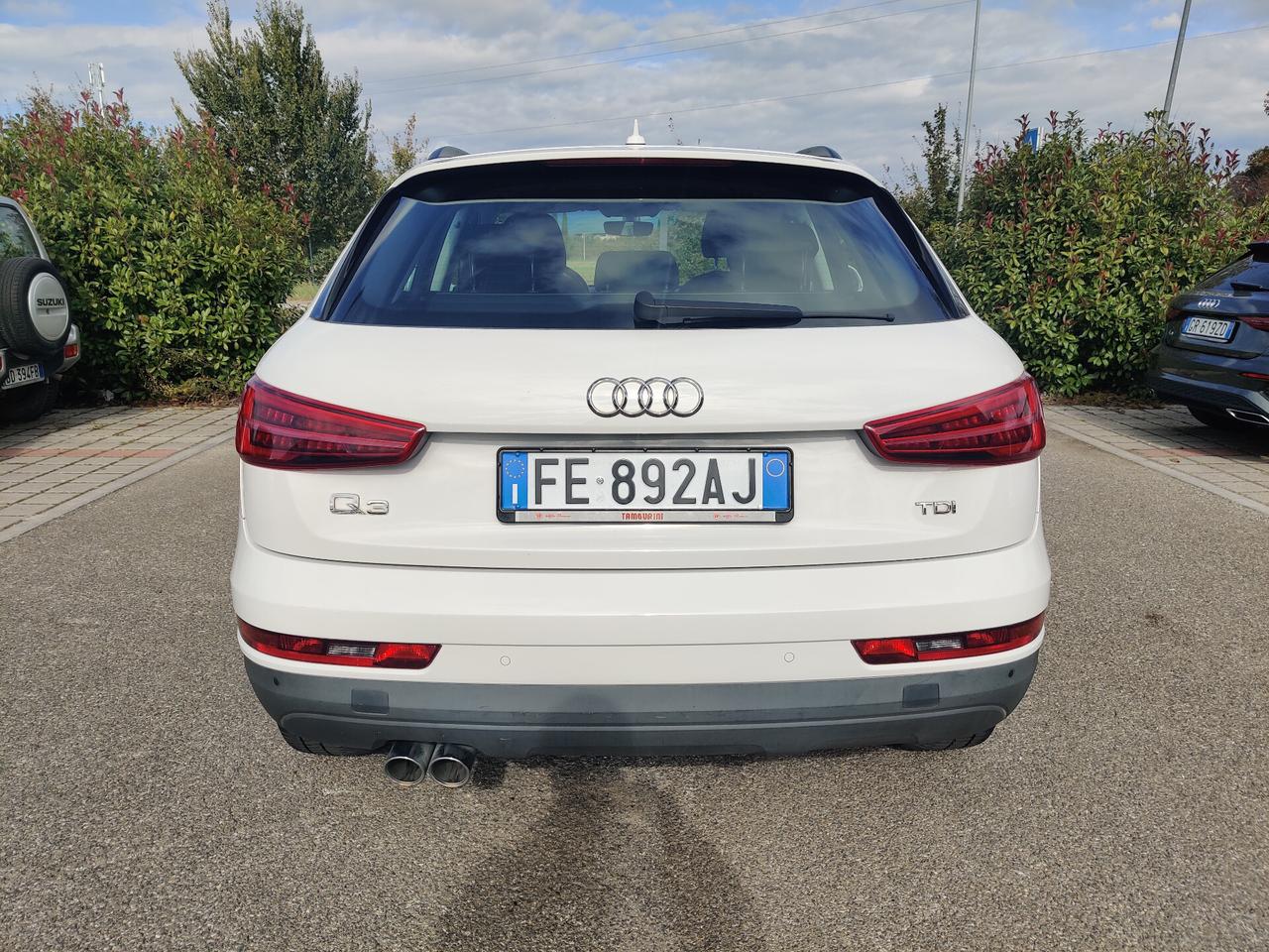 Audi Q3 2.0 TDI 120 CV Business
