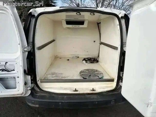 VOLKSWAGEN Caddy 2.0 TDI 102 CV Furgone Frigo - GF085MB