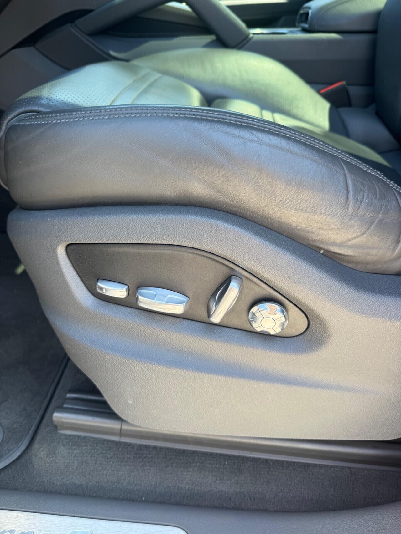 Porsche Cayenne S 2.9 V6 441cv