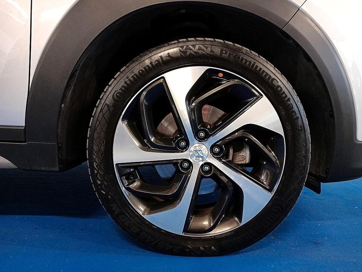 Hyundai TUCSON 1.7 CRDI XPOSSIBLE 19" CAMERA *CAMBIO NUOVO*