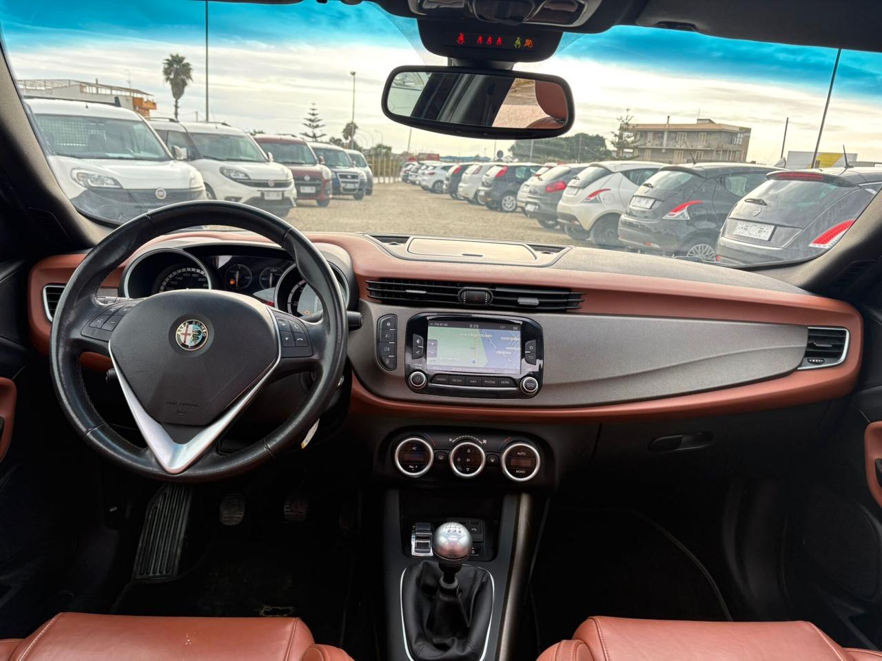 ALFA ROMEO GIULIETTA 2.0 JTDm-2 150 CV TETTO APRIBILE