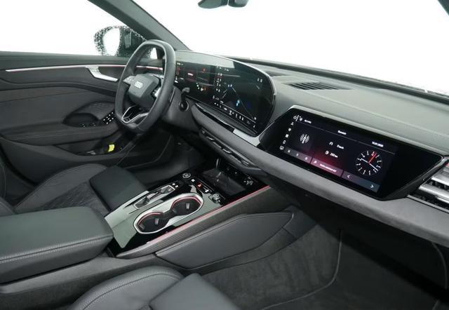 AUDI A6 Avant TDI 150 kW S tronic q. S line edition Matrix+21"