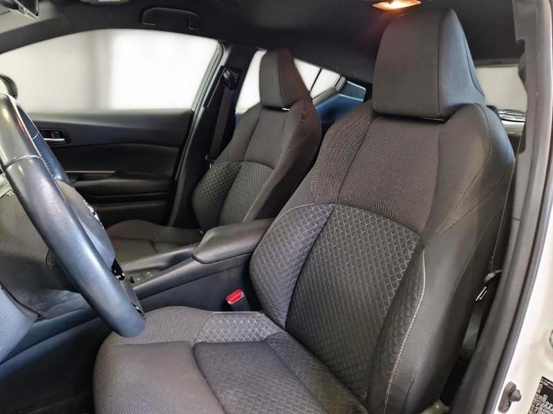 TOYOTA C-HR 1.8H 98CV E-CVT Business