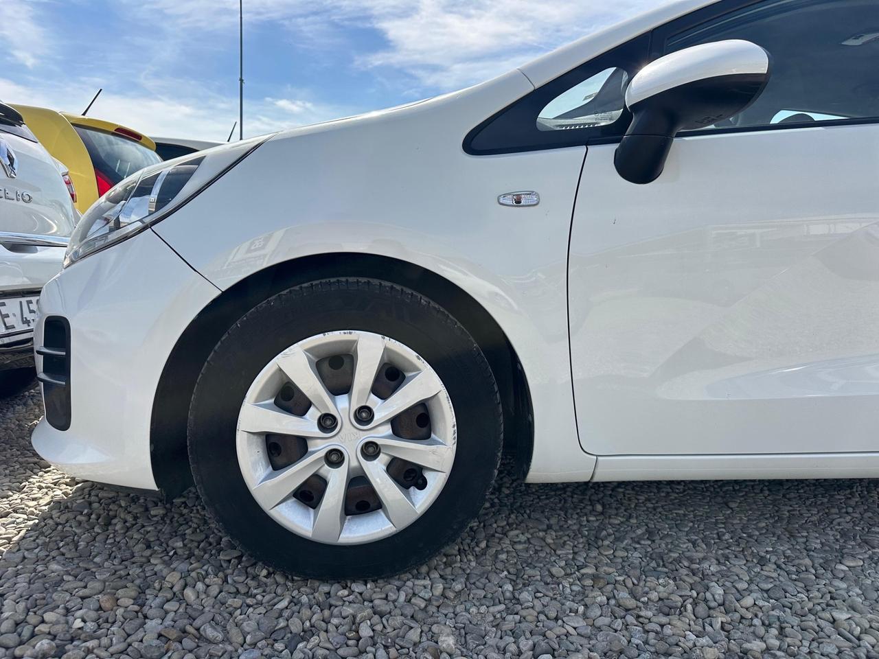 Kia Rio IRio 1.1 CRDi 5p. Cool NEOPATENTATI