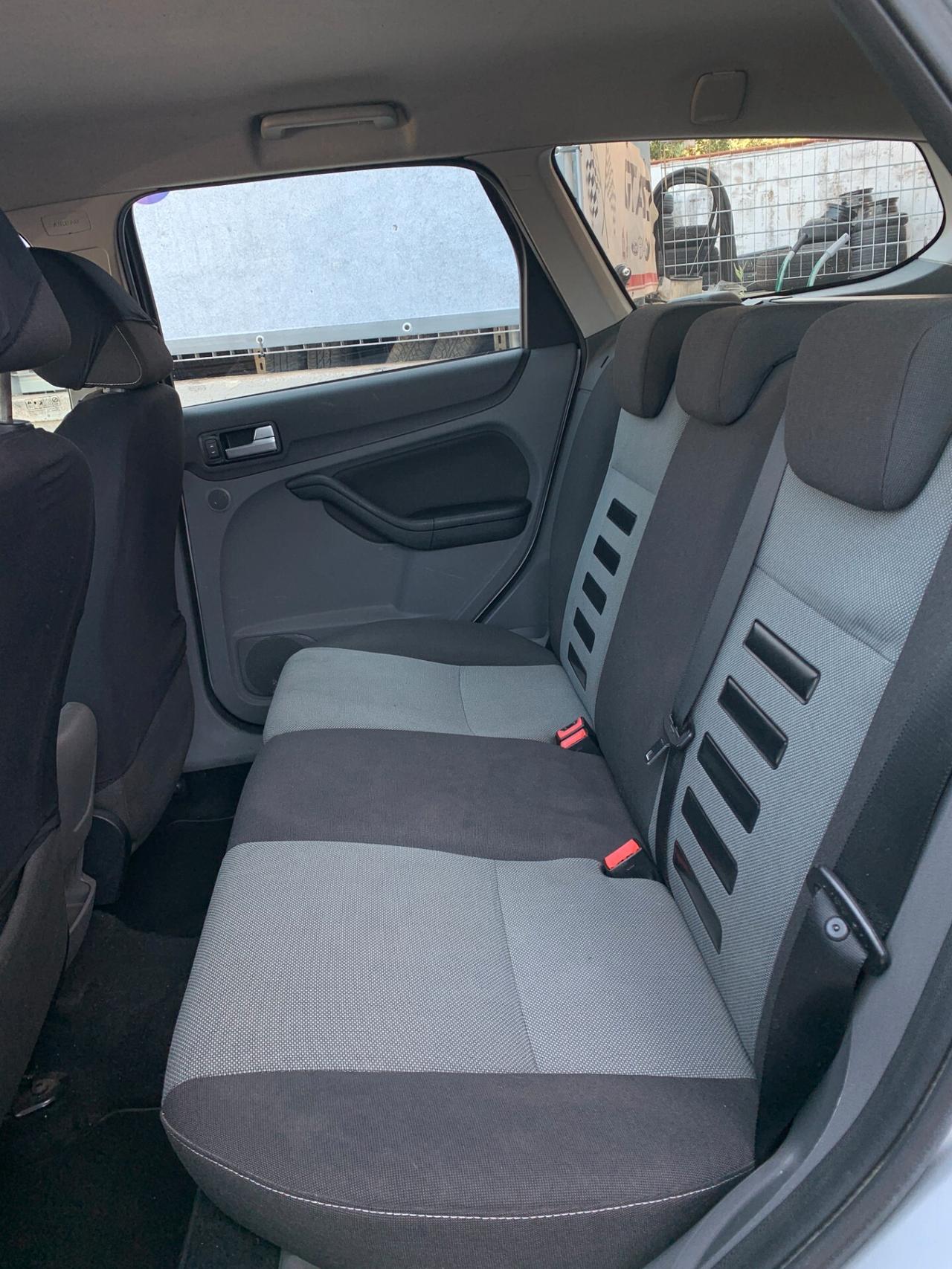 Ford Focus 1.6 TDCi 90CV SW UNIPROPRIETARIO