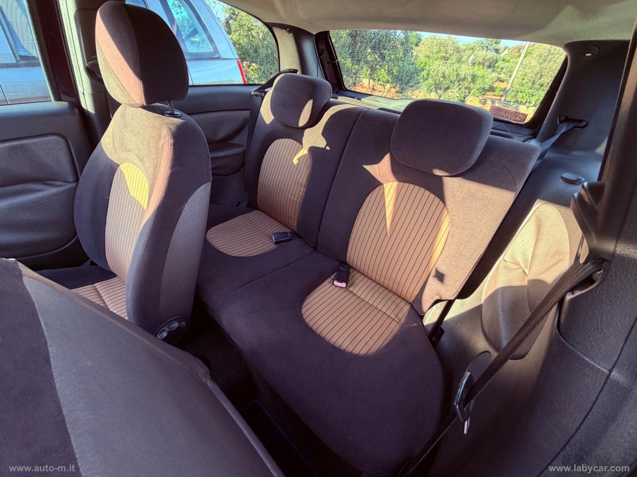 LANCIA Ypsilon 1.4 Modamilano