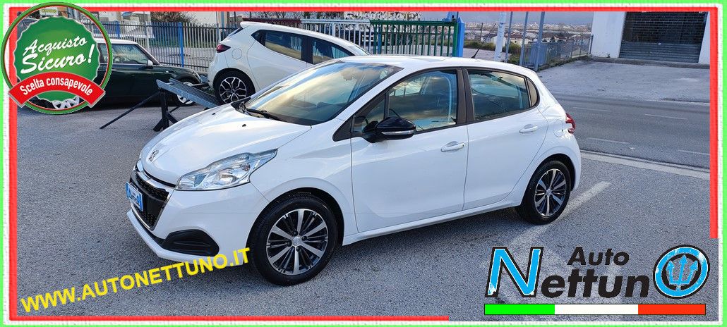 Peugeot 208 BlueHDi 75 5 porte Allure Navigatore Android