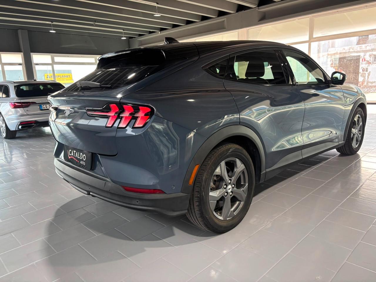Ford Mustang Mach-E Extended Range 294 CV