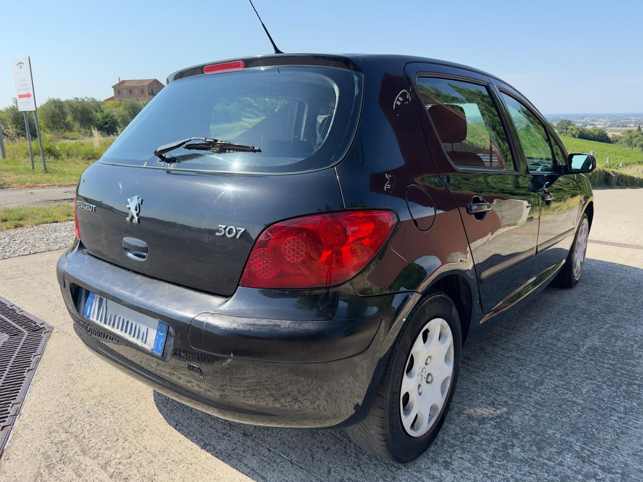 Peugeot 307 1.4 16V 5p. D-Sign