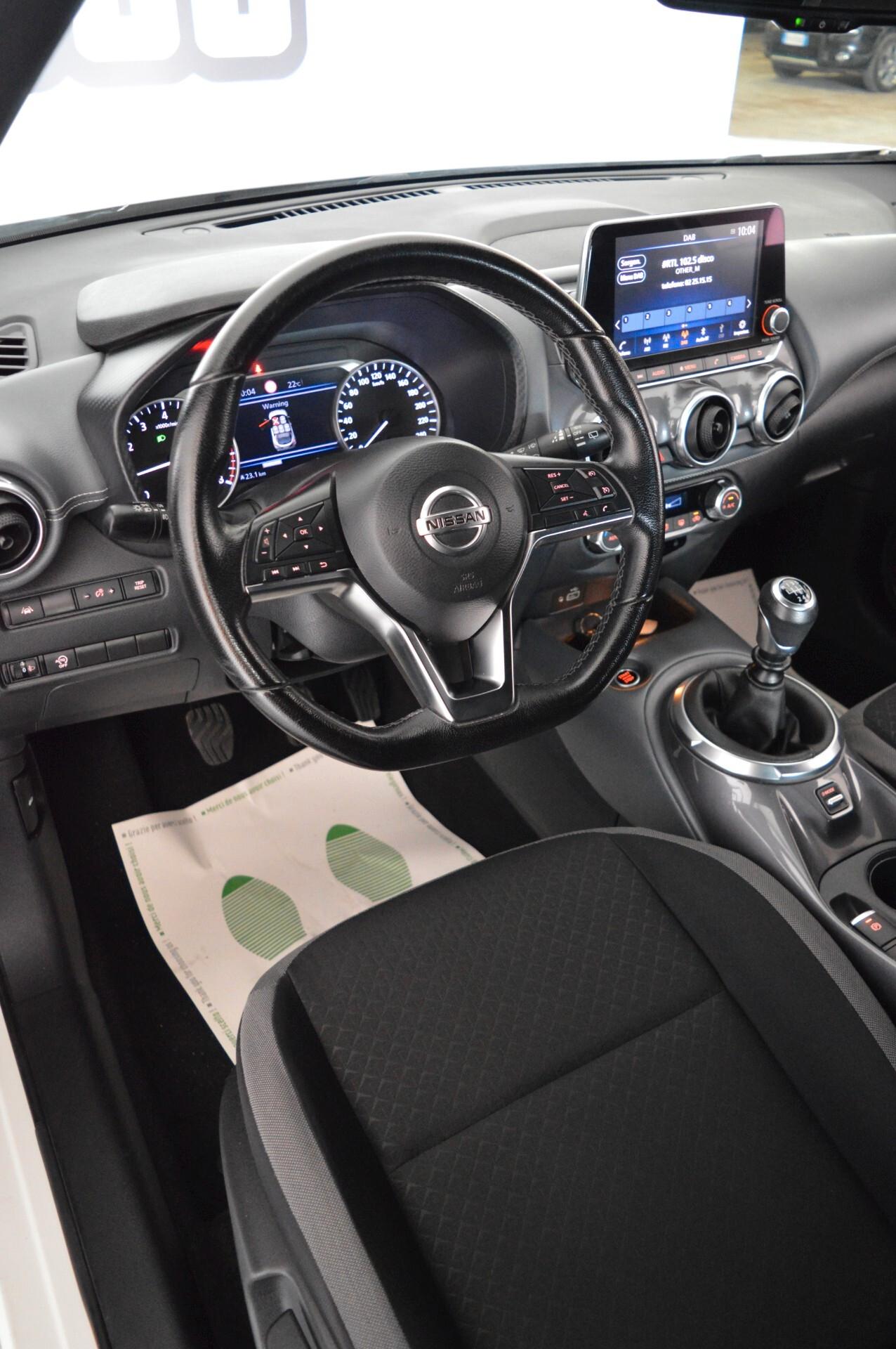 Nissan Juke 1.0 DIG-T 114 CV N-Connecta