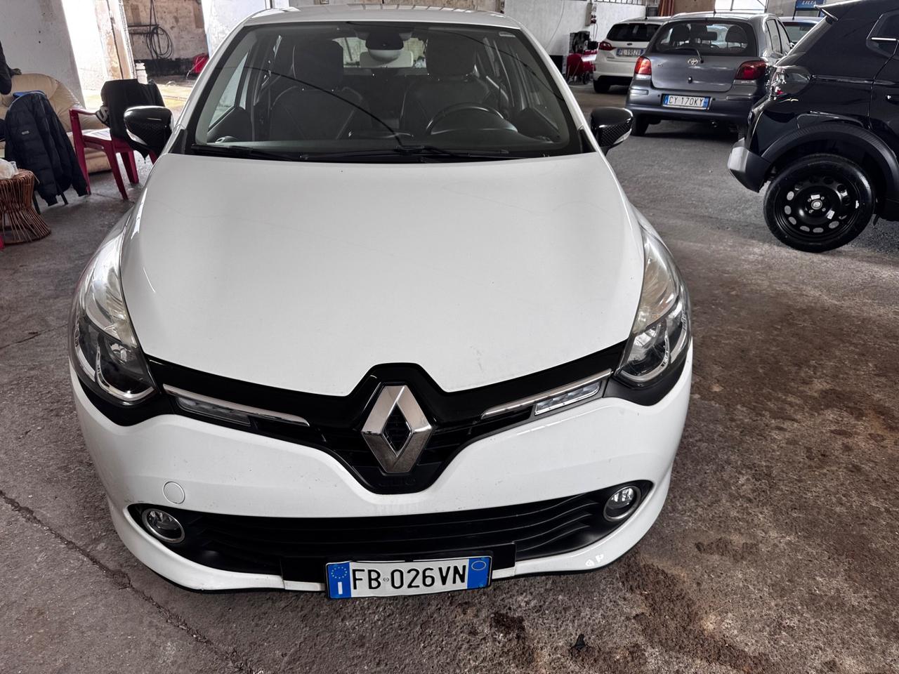 Renault Clio TCe 12V 90 CV neopatentati