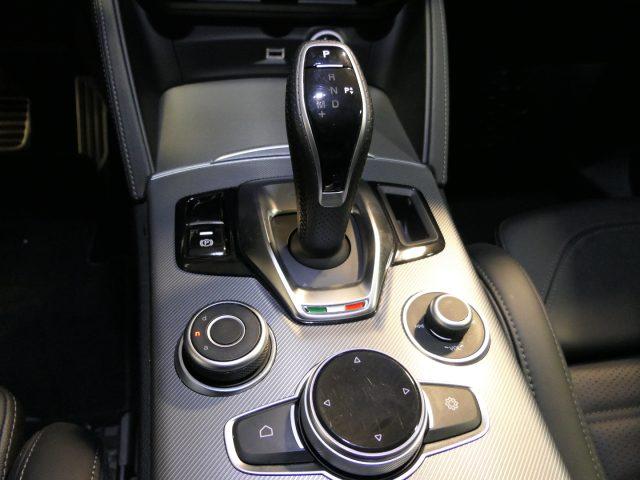 ALFA ROMEO Stelvio 2.0 Turbo 280 CV AT8 Q4 Veloce