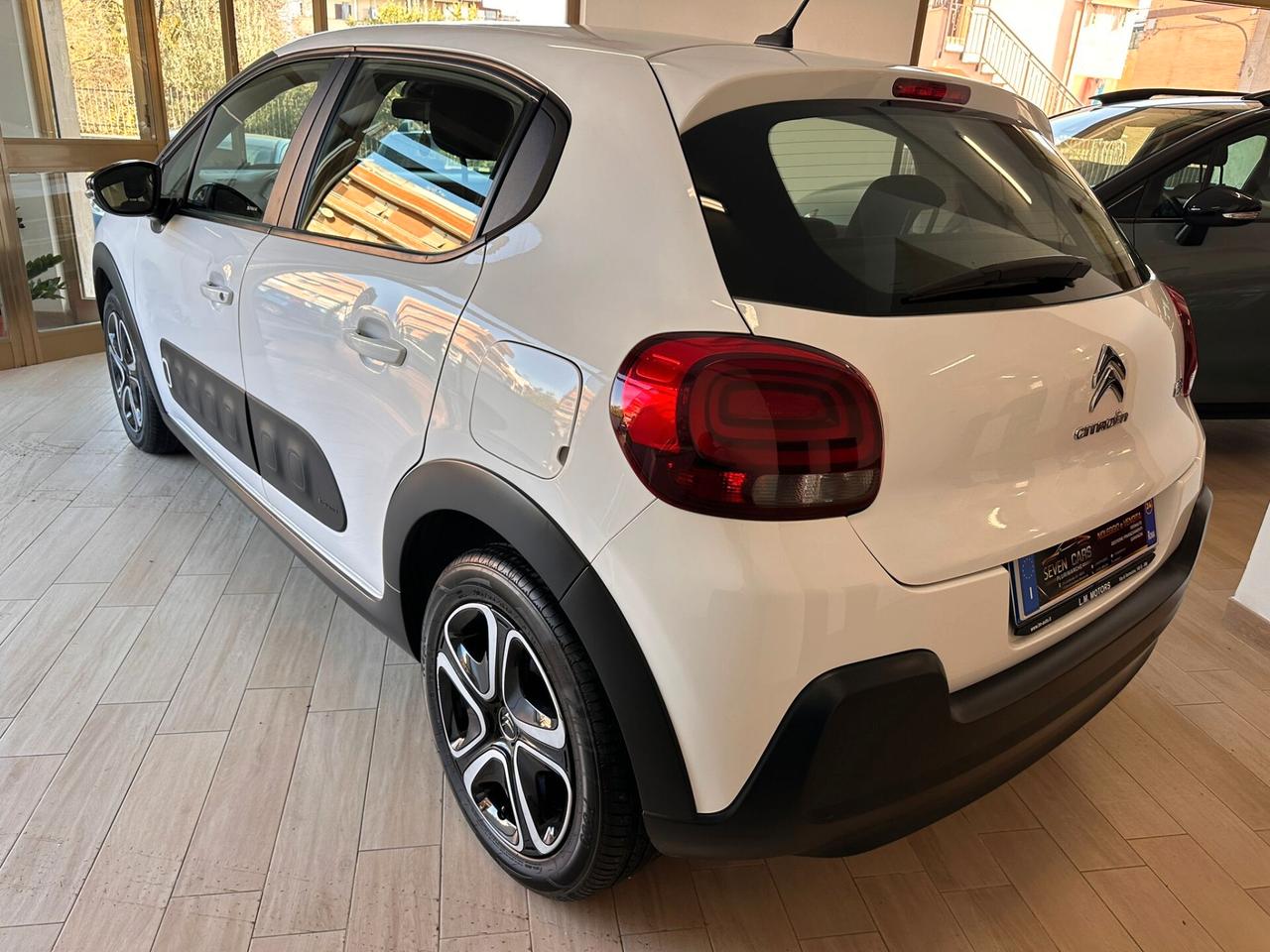 Citroen C3 PureTech 82 Shine